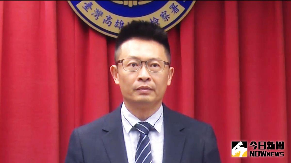 ▲高雄地檢署襄閱檢察官徐弘儒表示，根據現場遺留的彈頭可以認定是50機槍所射擊。（圖／記者郭俊暉攝，2020.12.16）