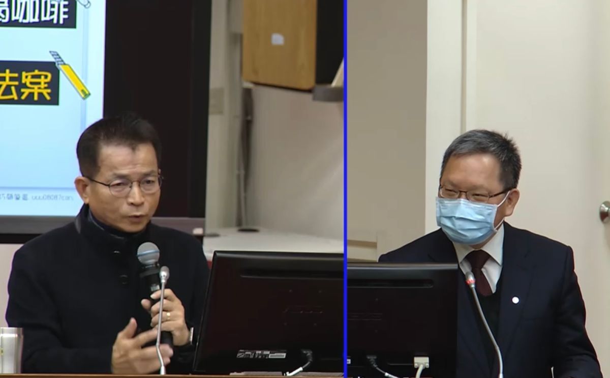 ▲政府打炒房，央行率先出手，財政部卻還在研究囤房稅，也讓國民黨立委賴士葆（左）譏諷「笑死人的打炒房」，右為財政部長蘇建榮。（圖／擷取自立法院議事轉播）