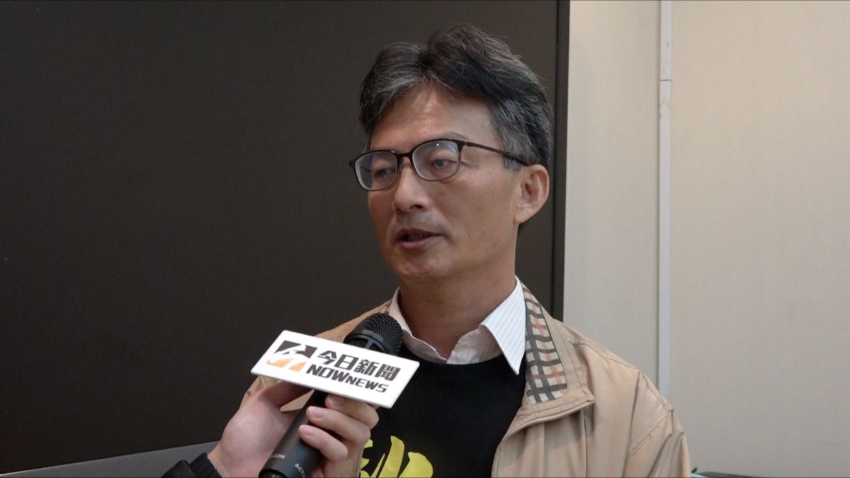 ▲醫師蘇偉碩因屢次發表萊克多巴胺對人體有害的言論遭政府查水表，他表示除了怕家人擔心，也認為此舉會讓醫界更不敢講出實話。　（圖／記者陳明安攝）