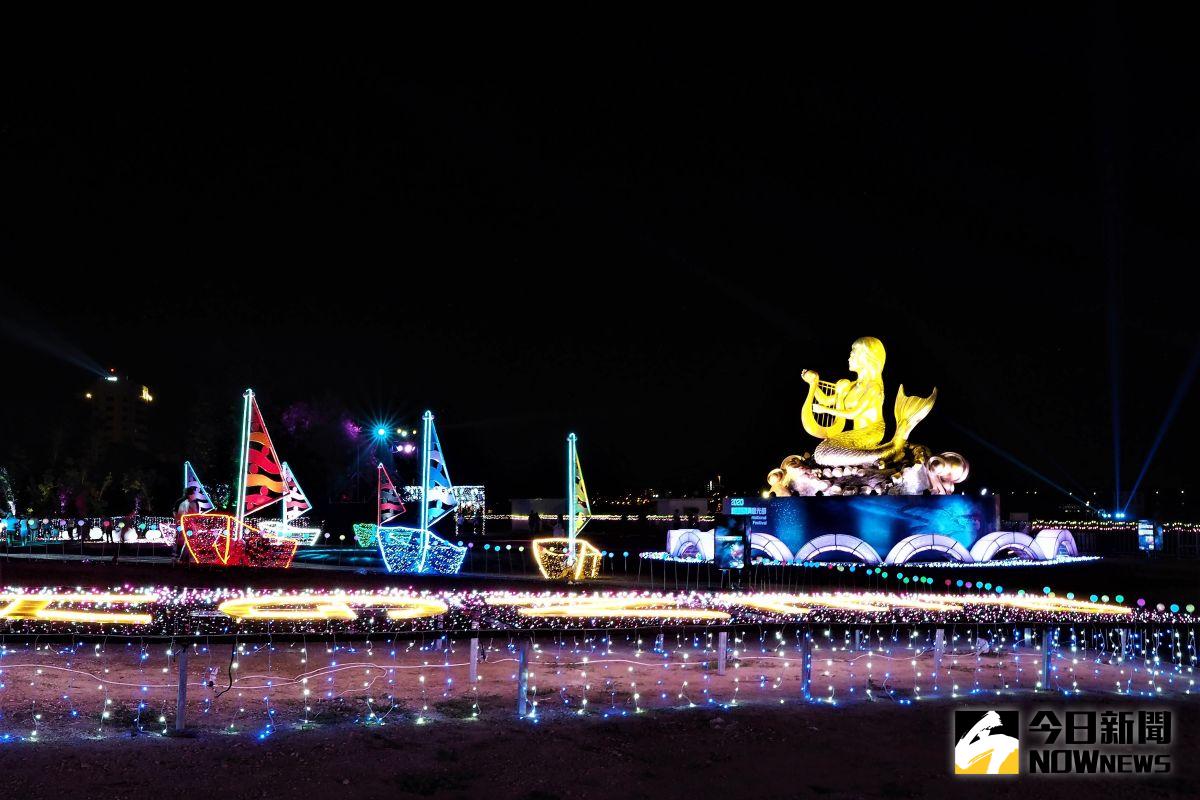 ▲澎湖國際海灣燈光節主題燈區榮獲New York Design Awards紐約設計大賽「燈光設計/Lighting Design」類組銀牌獎殊榮。（圖／記者張塵攝，2020.12.17）