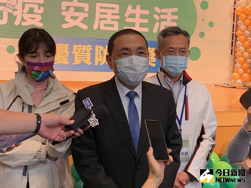 ▲侯友宜表示，政府不應該進口萊豬，就算進來也要清楚標示是否為萊豬，才能讓民眾做選擇。(圖/記者康子仁攝)