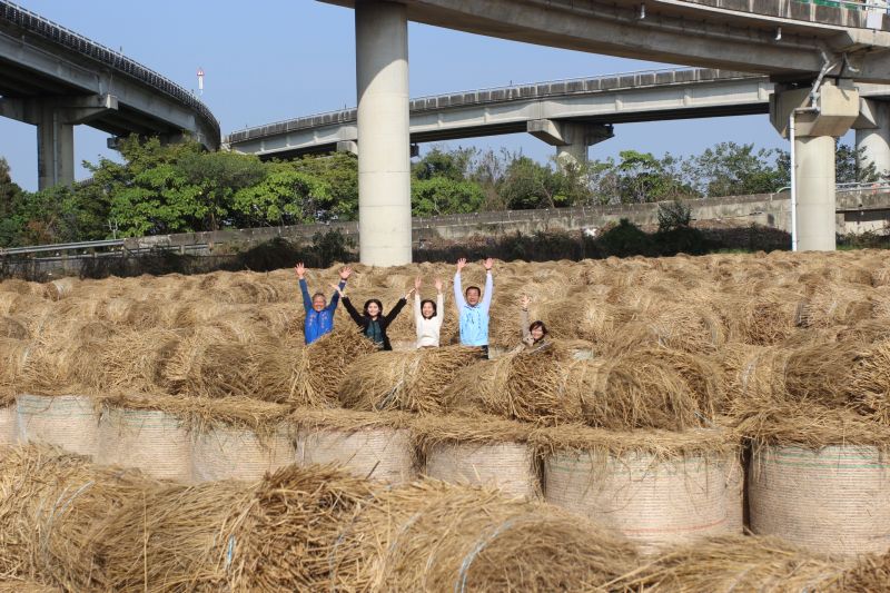 ▲2020雲林縣大埤鄉稻草文化節，26日將在大埤鄉三結村國道雲林系統交流道下方登場。（圖／記者簡勇鵬攝，2020.12.16）