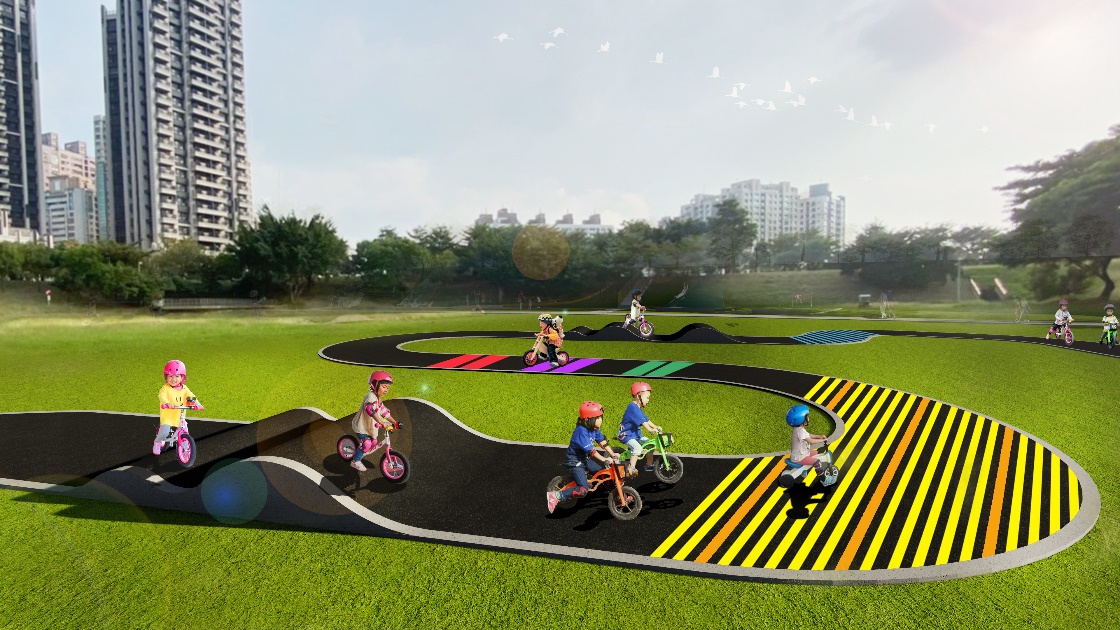 ▲高市水利局在符合都市土地使用規則下規劃滯洪池多功能使用，特別在寶業里滯洪池設置穿梭樹林間的溜滑梯，一路溜到池底，相當特別。(圖／高市府水利局提供)

