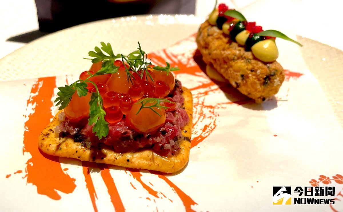 ▲今日李信男也特別製作結合零食的開胃小點，將隨拆即食的小零食做出截然不同的變化。（圖／記者黃仁杰攝）