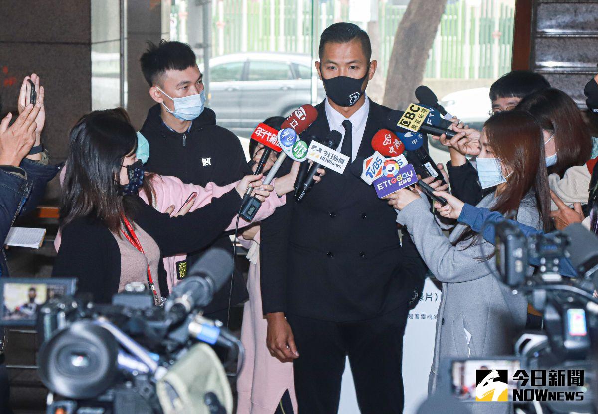 ▲新職業籃球聯盟P. LEAGUE+爆出球員私人影片外流，聯盟執行長陳建州出面向大眾說明，並呼籲千萬不要在網路上轉傳外流。（圖／記者葉政勳攝 , 2020.12.18）