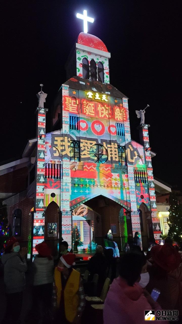 ▲張乘瑜說,很多人知道埔心鄉有個百年天主教堂,卻不知道埔心鄉在哪裡,為了要讓全世界的人看到埔心鄉,自就任後就規劃每年舉辦光雕節活動。(圖/記者陳雅芳攝,2020.12.