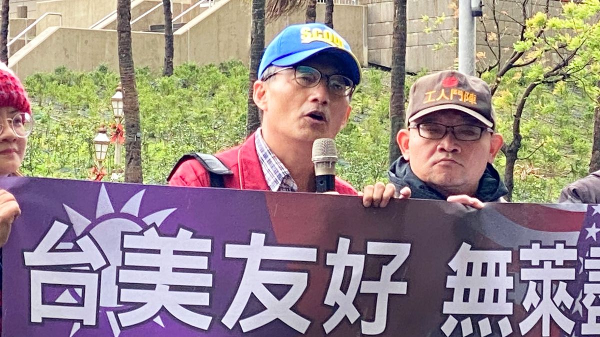 ▲前榮總醫師蘇偉碩21日表示，如果蔡英文總統願意面對萊豬的錯誤，他願意因為萊豬立場與言論，接受司法最嚴格的審判。（圖／記者朱啟瑜攝，2020.12.21）