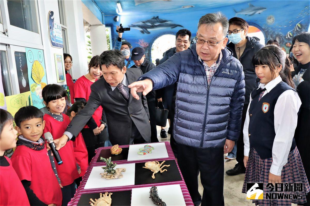 ▲國民黨中央擬於13日中常會上，提名現任澎湖縣長賴峰偉爭取連任。（資料照／記者張塵攝）