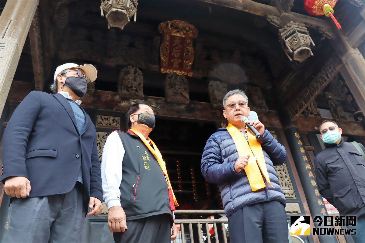 ▲賴峰偉就職兩週年縣府團隊競競業業，努力改善軟硬體建設，賴峰偉期許未來在穩定中求成長，持續讓澎湖向上提升。（圖／記者張塵攝，2020.12.21）