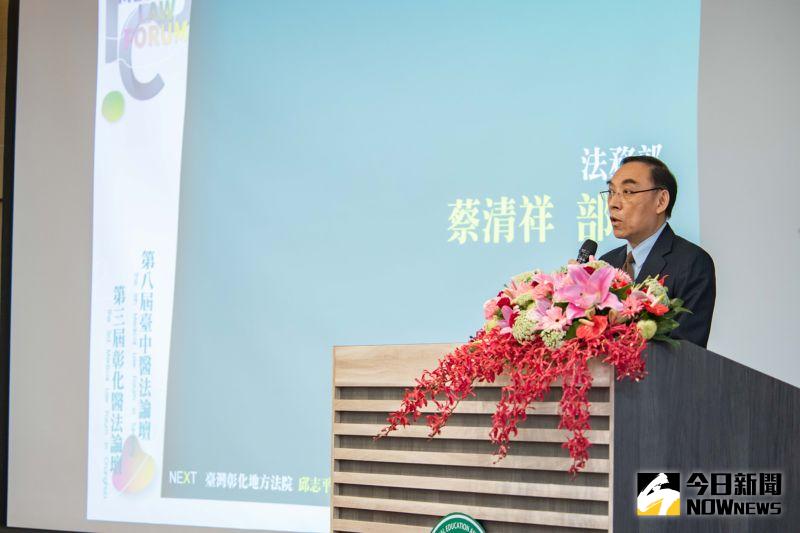 ▲法務部蔡清祥部長指出,現在是一個「大人物」的時代,「大」是大數據,「人」是人工智慧,「物」就是物聯。(圖/記者陳雅芳攝,2020.12.