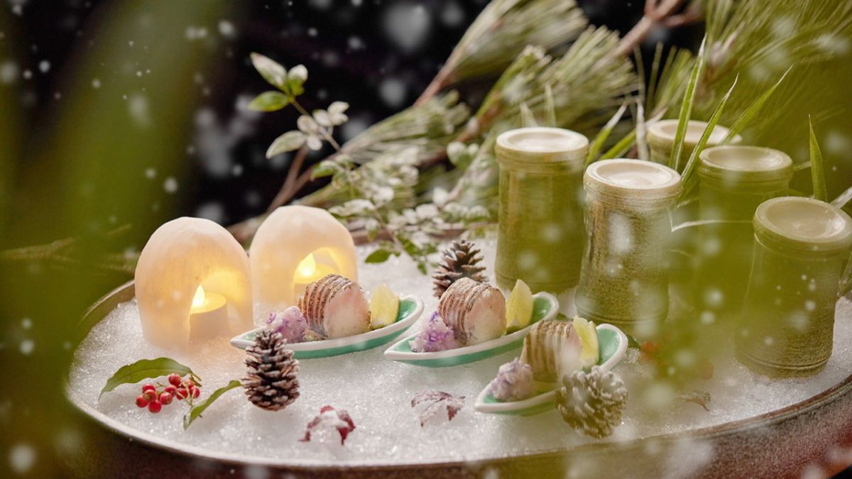 ▲ Ukai Kaiseki懷石本季晚餐呈現「雪中竹林與雪屋一炙燒鮮魚握壽司及甜蝦番茄晶凍」特製菜色。（圖／晶英國際行館提供）