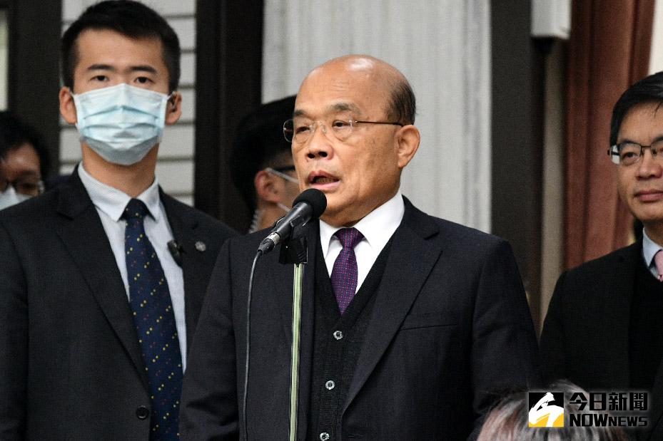 ▲ 跨年將至，各地舉辦跨年晚會，行政院長蘇貞昌擔憂大家對於防疫鬆懈，呼籲大家沒有必要，盡量少到群眾聚集的場合，可以在家看電視。（圖／記者林柏年攝，2020.12.22）