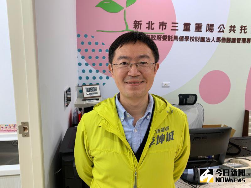 ▲李坤城指出,新北市的總預算議會剛通過,舉債的比例蠻高的,比歷屆的市政府還高,希望市府能夠樽節使用。(圖/記者康子仁攝)
