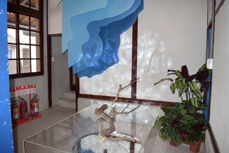 ▲「雲水千流」風格記憶展期即日起至明年1月23日止,在北港自來水廠歷史建築群(北港水道頭文化園區)開展。(圖/記者洪佳伶攝,2020.12.23)