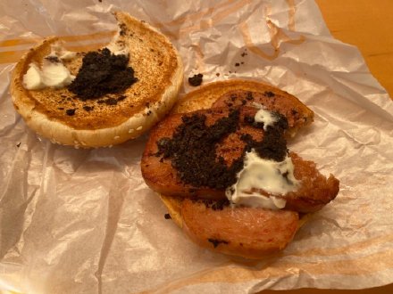 ▲中國大陸麥當勞新推出「給力奧餐肉堡」。（圖／翻攝自中國大陸麥當勞微博）