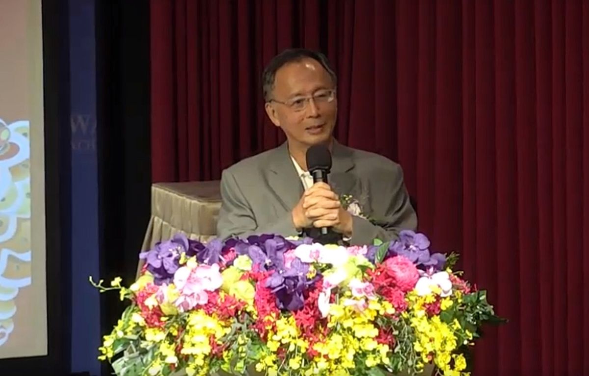 ▲威盛旗下高速傳輸晶片業者威鋒今（24）日掛牌上市，公開申購價為每股168元，開盤後大漲，盤中最高來到269.5元。圖為威鋒董事長陳文琦（圖／擷取自證交所影音網）