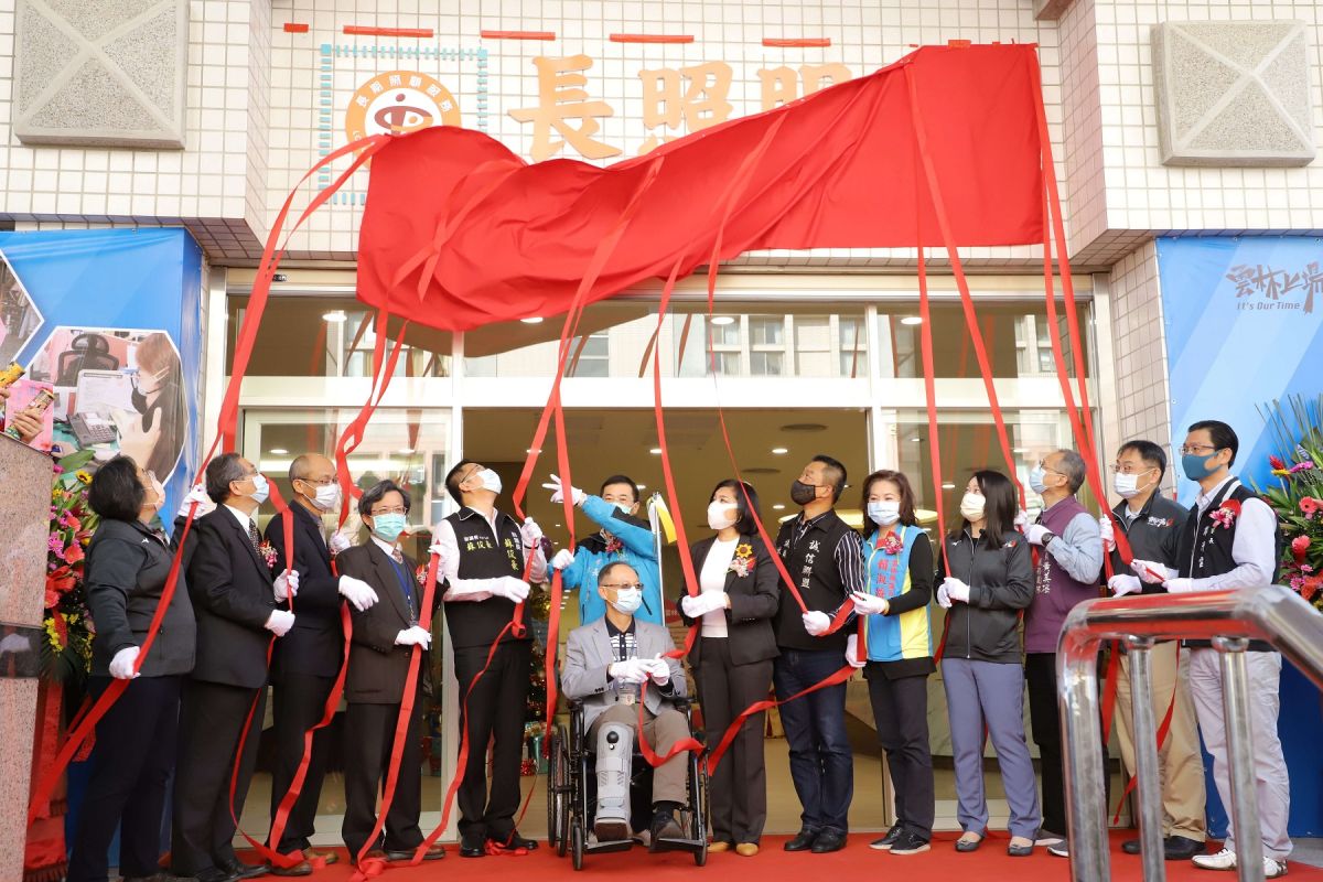 ▲雲林縣長照服務大樓今(25)日舉行揭牌儀式。（圖／記者洪佳伶攝，2020.12.25）