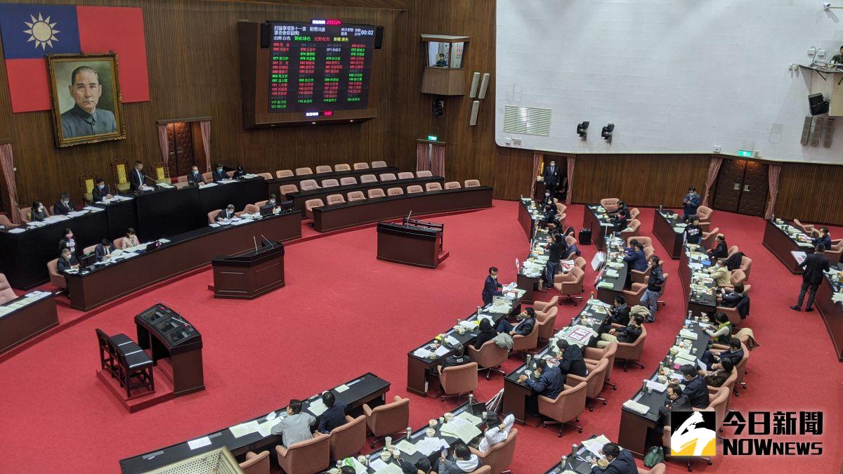 ▲立法院新會期將揭開序幕，朝野立委於1日報到。（資料照／記者鄭宏斌攝，2020.12.24）