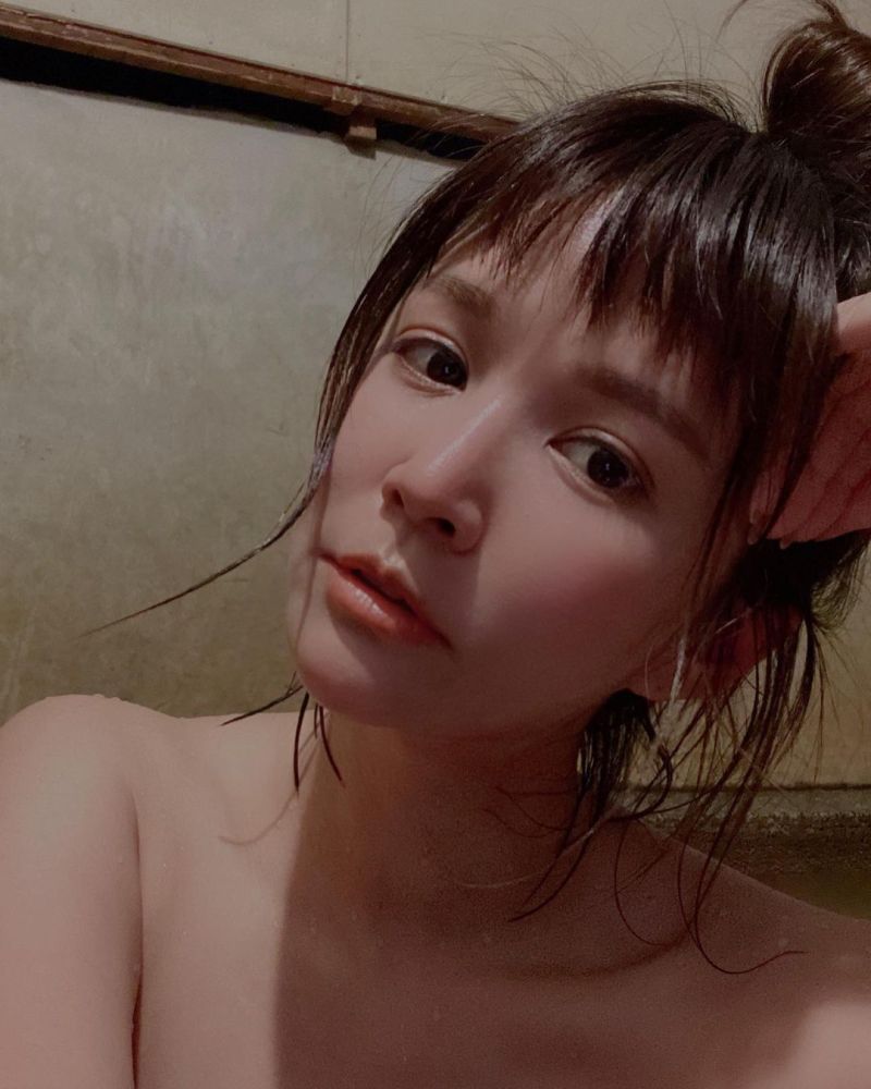 ▲吳怡霈前往花蓮享受泡湯。(圖/吳怡霈