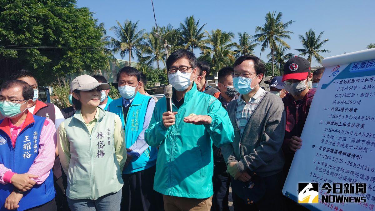 ▲高雄市長陳其邁今（26）日受訪時指出，捷運岡山路竹延伸線將會在5個站進行聯合開發案，這些收益就可以挹注捷運的興建。（圖／記者鄭婷襄攝）