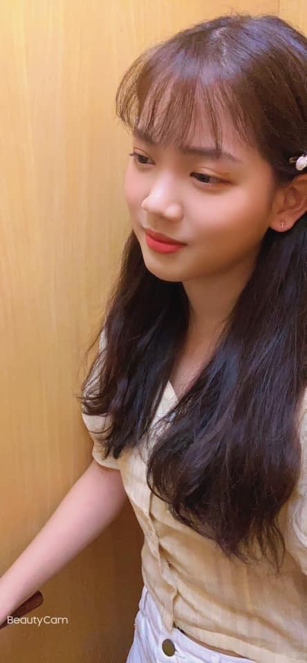 ▲庭庭氣質出眾。(圖/王彩樺臉書)