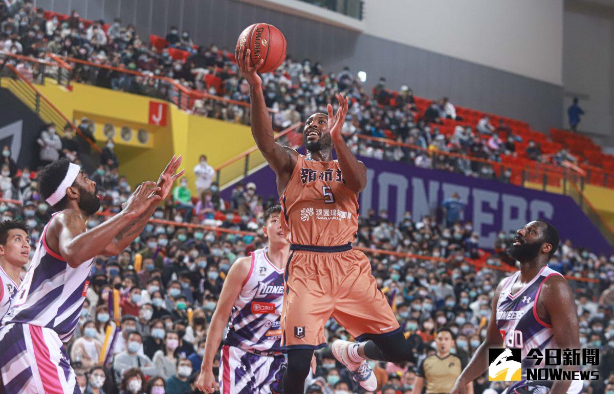 ▲P.League+ 例行賽 桃園領航猿vs.新竹攻城獅。桃園領航猿洋將里德。（圖／記者葉政勳攝 , 2020.12.26）