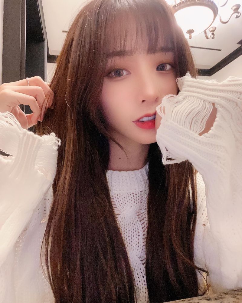▲閃亮亮IG有70多萬追蹤數,人氣不惡。(圖/閃亮亮臉書、IG)