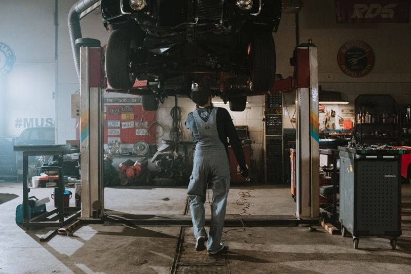▲修車、工廠、維修(圖/取自《Pexels》)