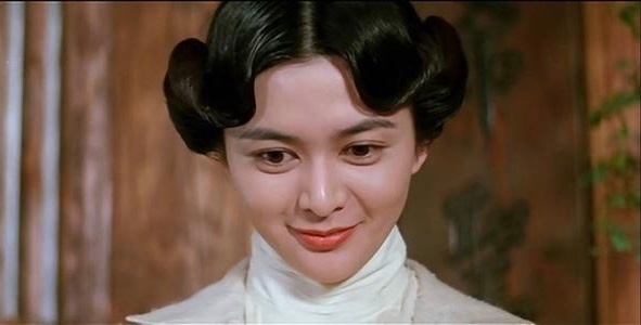 ▲她在《黃飛鴻》系列電影裡飾演「十三姨」一角,令人印象深刻。(圖/關之琳微博)