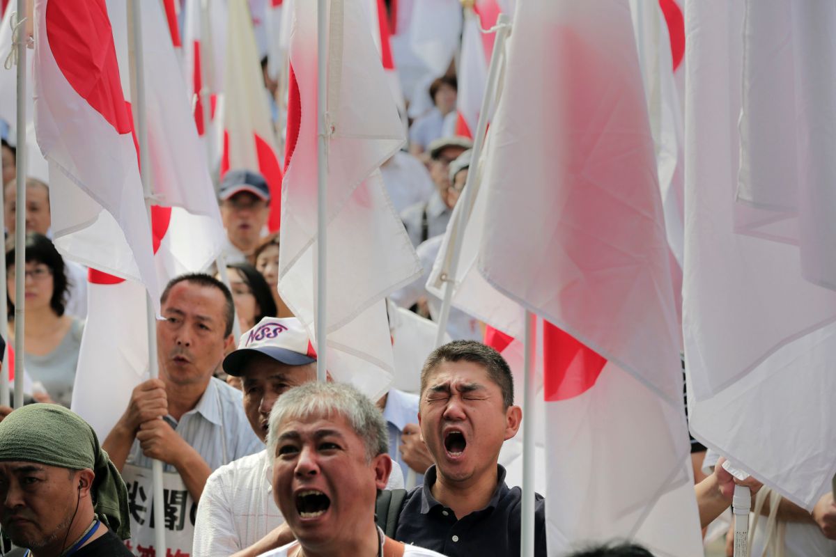 ▲根據日本民間組織所做的民調，2020年日本人對中國印象不好的主要理由是「釣魚台及周邊空海域的爭議」，此外，香港議題及新冠肺炎疫情也成為日本人對中國好感度下降的因素。（圖／美聯社／達志影像）
