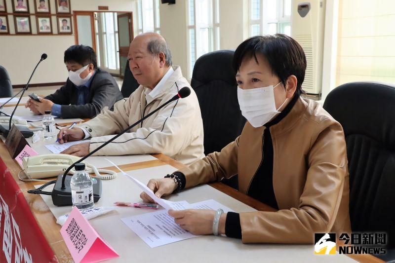 ▲澎湖縣議會黨團也應民意所趨,早已制訂與修訂萊濟零檢出的規定,自明年1月1日起落實食安自治條例的規定,強力掃蕩、排查,讓澎湖成為「無萊環境」。(圖/記者張塵攝,2020.12.31)