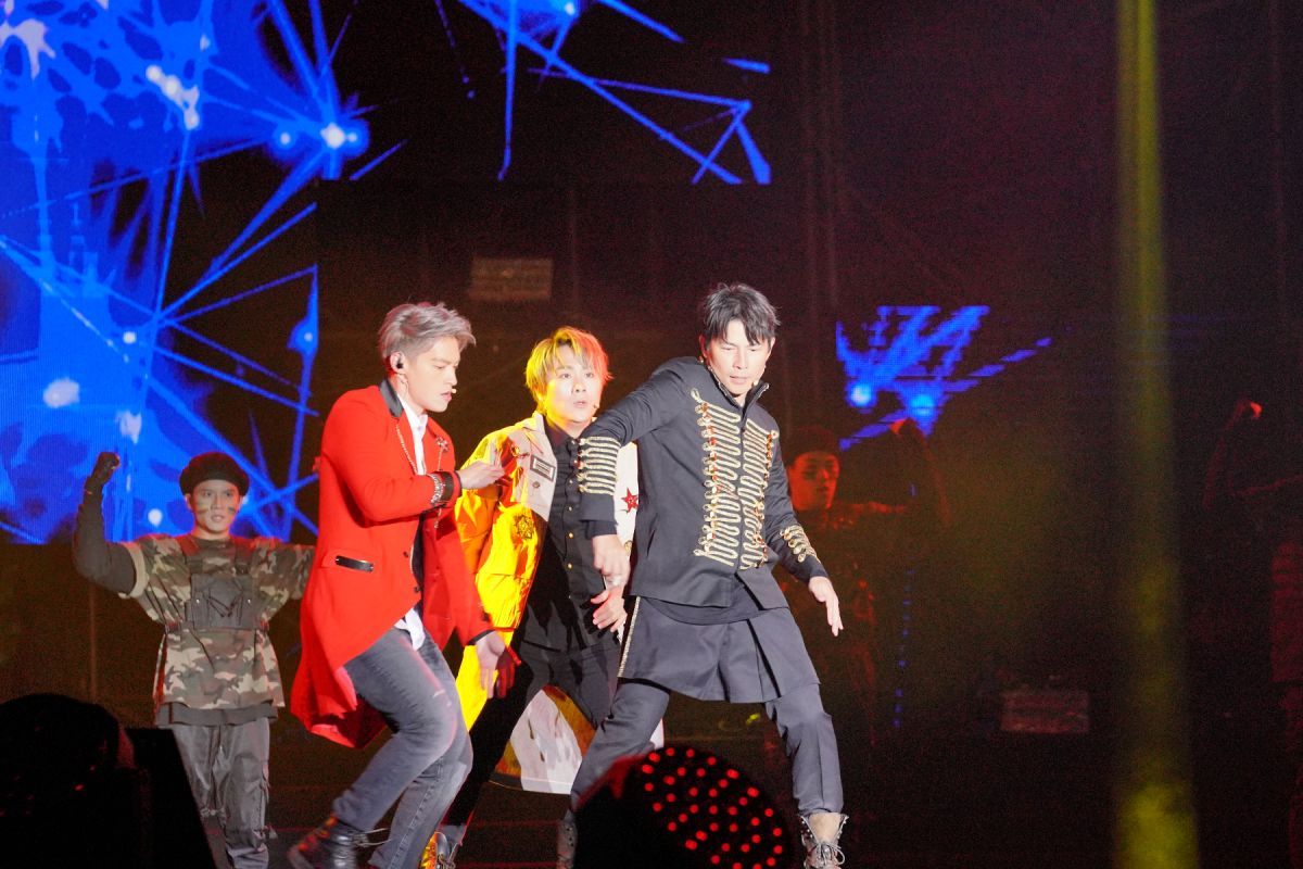 ▲5566在台中麗寶開唱。（圖 / 中天提供）
