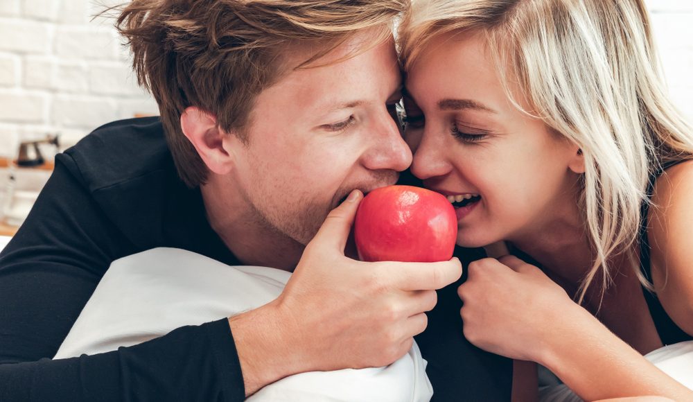  ▲不要去追求那些可以給妳外在刺激，或者附加條件的男人，因為如果他不花時間在妳身上，就算妳擁有那一切也是枉然。（圖／Shutterstock）