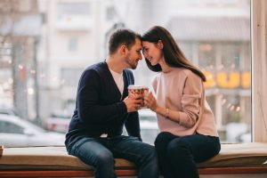 shutterstock_1277779675 ▲專寫星座、生肖運勢的搜狐號《老陳聊星座》專欄近日公布,從今(21)天開始,也就是冬至起,「3生肖」將迎來超旺桃花運。(圖/Shutterstock)