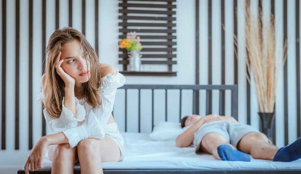  ▲不管是愛情還是婚姻，都需要兩個人的參與經營。消極對待，只會讓你們的愛情像是中了慢性毒藥一般。（圖／Shutterstock）