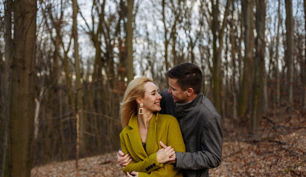  ▲要怎麼表達肯定的話語，才能說進對方的心坎裡呢？可以從以下五個要點著手！（圖／Shutterstock）