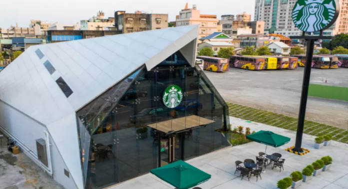 ▲The architectural design of the store is based on the imagery of hands clasped together when people praying.  (Courtesy of Starbucks)