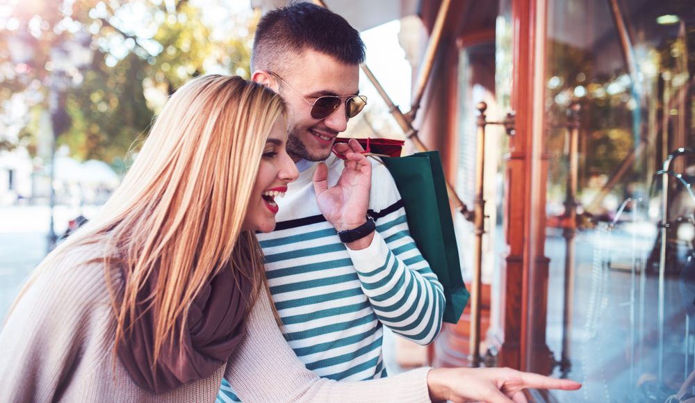  ▲塔羅牌艾菲爾老師在微信官方帳號公佈了2021年「4星座」將面臨出軌考驗。（圖／Shutterstock）