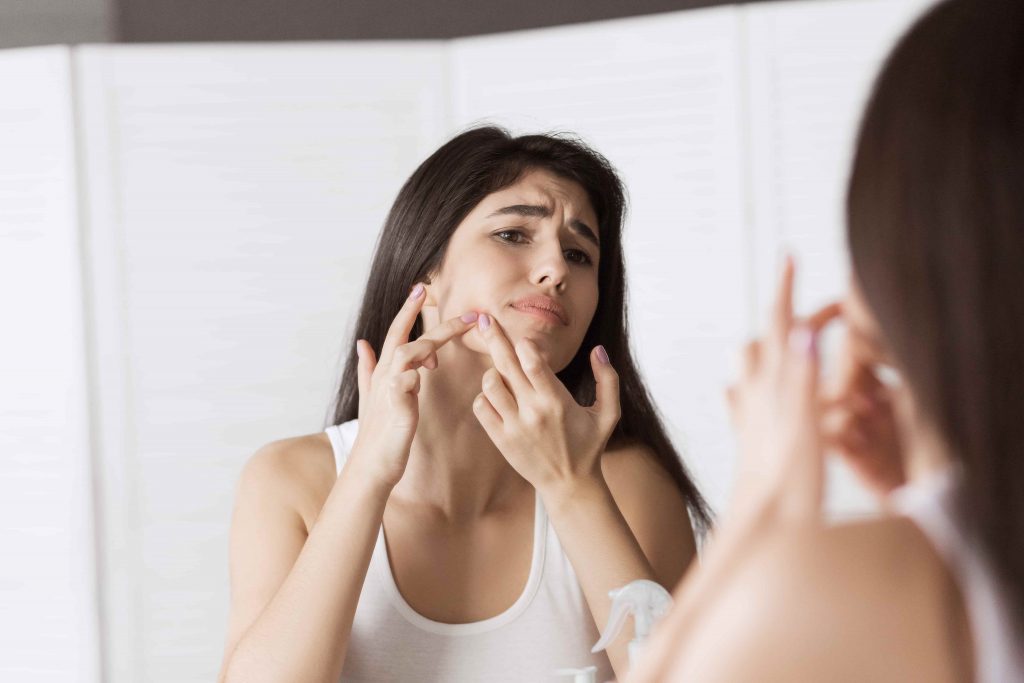 ▲錯誤洗臉與卸妝，是讓痘痘不斷復發的原因之一。（圖／shutterstock）