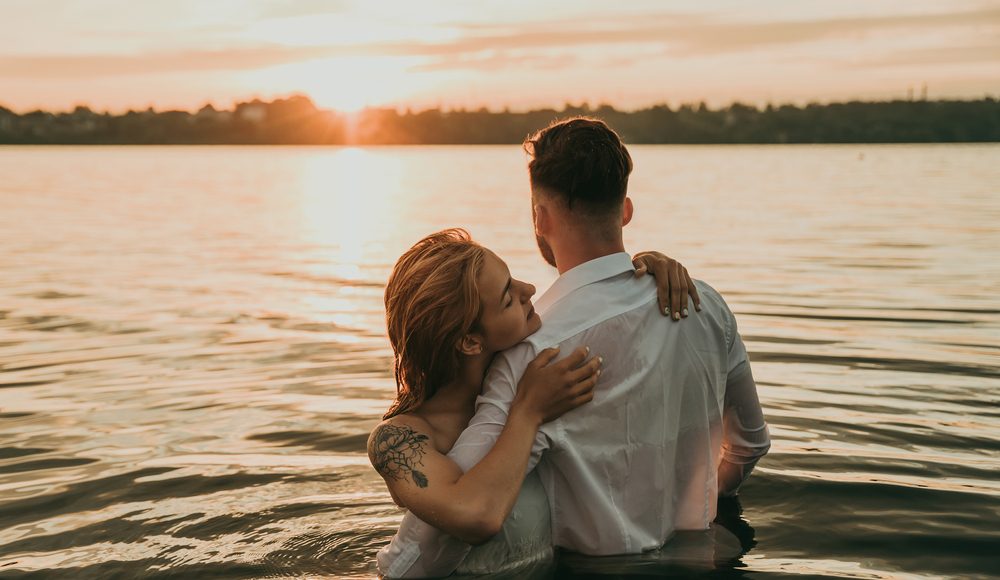 ▲要來拆解男人對妳沒意思，就從以下這三點行為反應，給自己一個心知肚明，不要再默默等待他的回音了。（圖／Shutterstock）