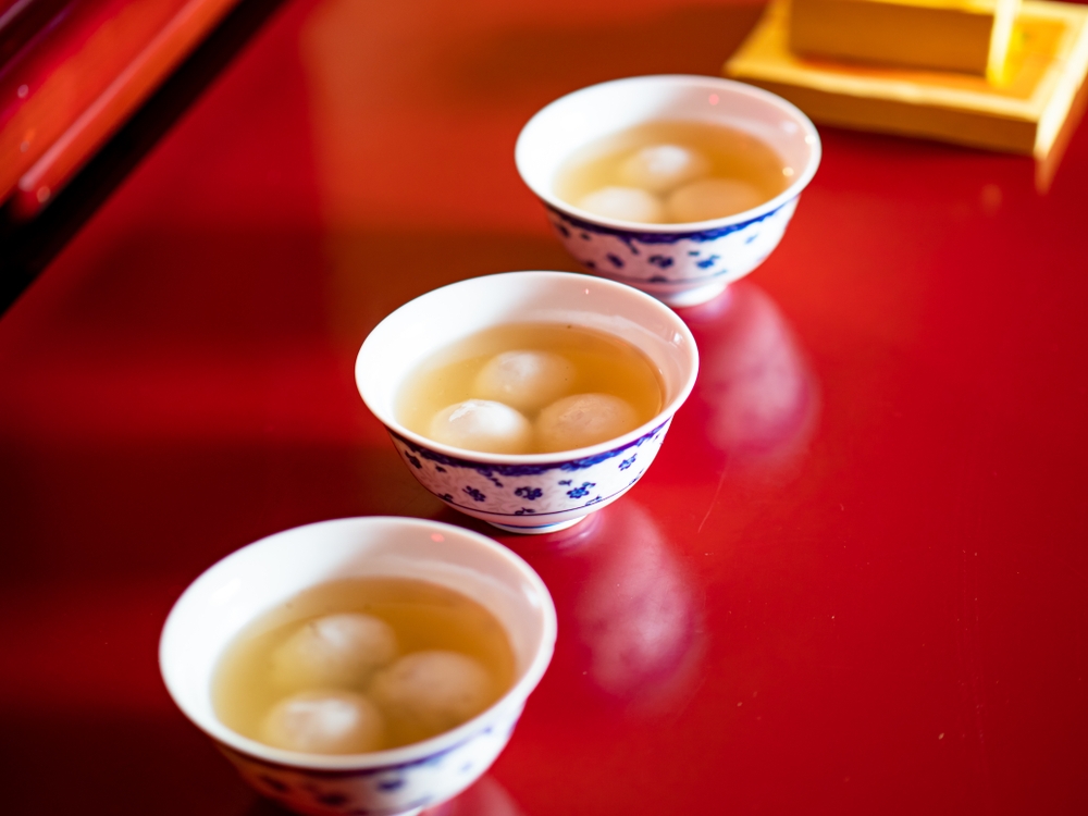 ▲命理專家小孟老師透露，冬至不只要吃湯圓，另外還有7個習俗。（示意圖／shutterstock）