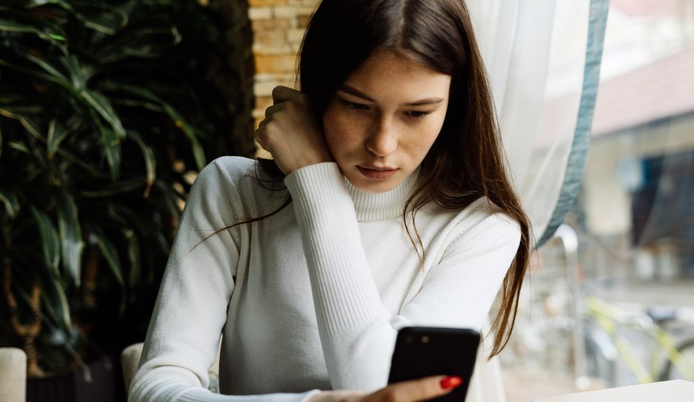  ▲明明就是想分手，卻還要用這種冠冕堂皇的理由來搪塞對方，把自己塑造成「都是為妳好」的神聖形象,，真的讓人感到噁心至極。（圖／Shutterstock）