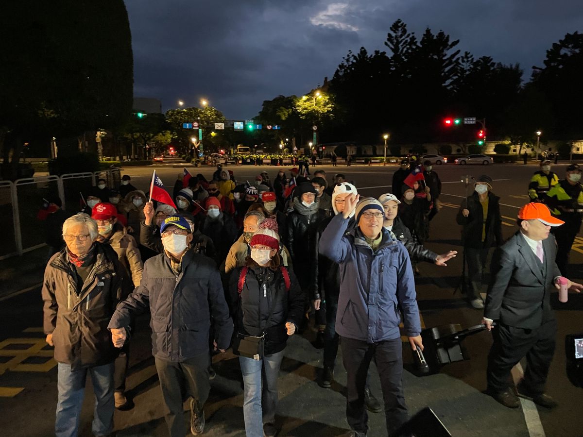 ▲民間反瘦肉精聯盟上街抗議萊豬解禁，反政治仇恨動員召集人毛嘉慶表示，未來是跟萊委間的罷免戰，第一個目標是陳柏惟。　（圖／記者葉政勳攝）