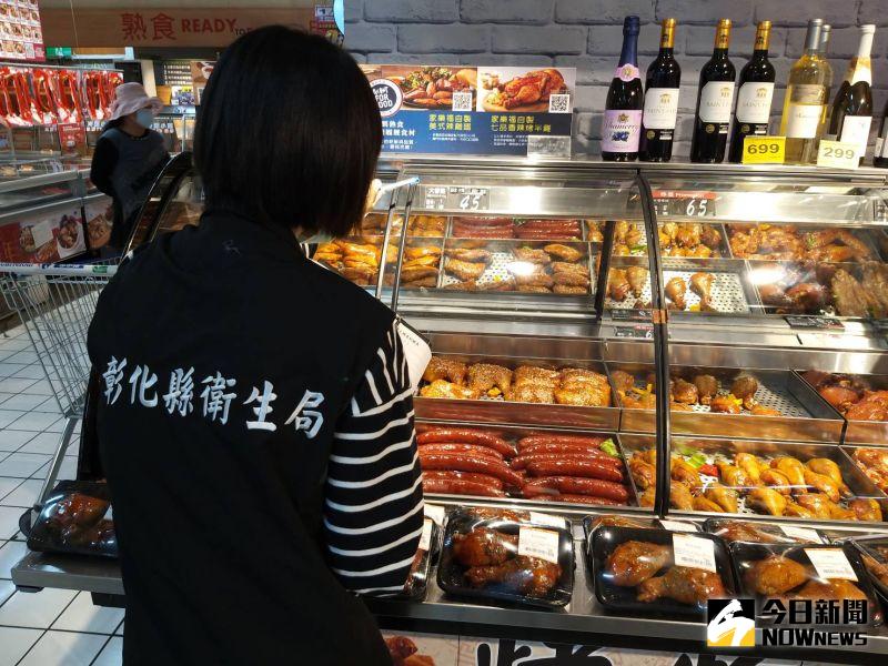 ▲衛生局食品衛生科長林毓芬說,因應進口豬肉新政策,彰化縣已提出強化肉品安全管理8大防線,於食品供應鏈建置完善防護措施。(圖/記者陳雅芳攝,2021.01.01)