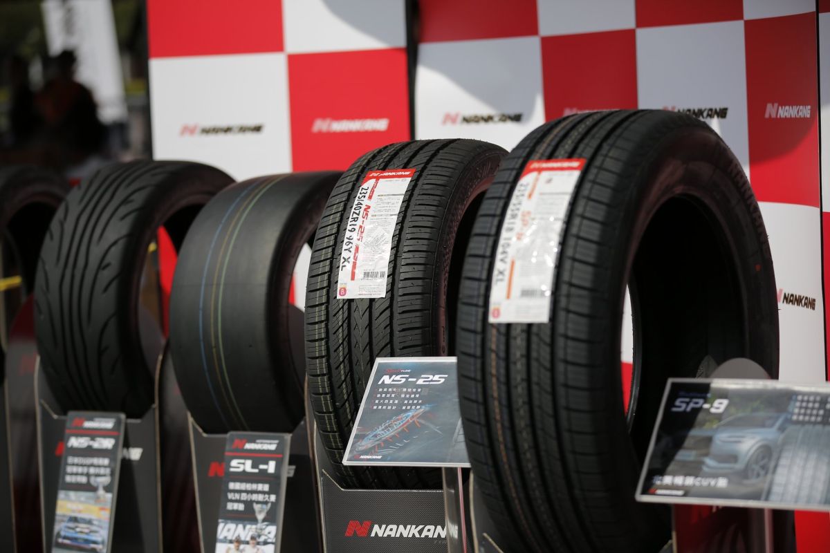 ▲美國商務部去年12月30日宣布輪胎反傾銷稅初判結果，包括南港輪胎在內的我國業者，可能遭課反傾銷稅。（圖／翻攝自南港輪胎臉書專頁）