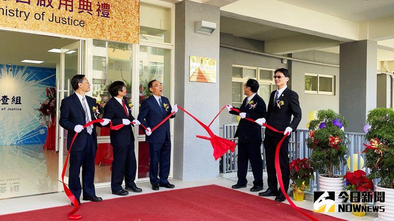 ▲廉政署南部地區調查組現址為南調組廳舍前身為憲兵隊,從成立以來一直租用商辦大樓使用不利於辦案,108年,在蔡清祥的支持下2019年9月開工,從無到有、斥資不到4000萬元,進行一期廳舍的興建,讓所有工作人員得以順利的進駐。(圖/記者張文晃攝,2021.01.04)