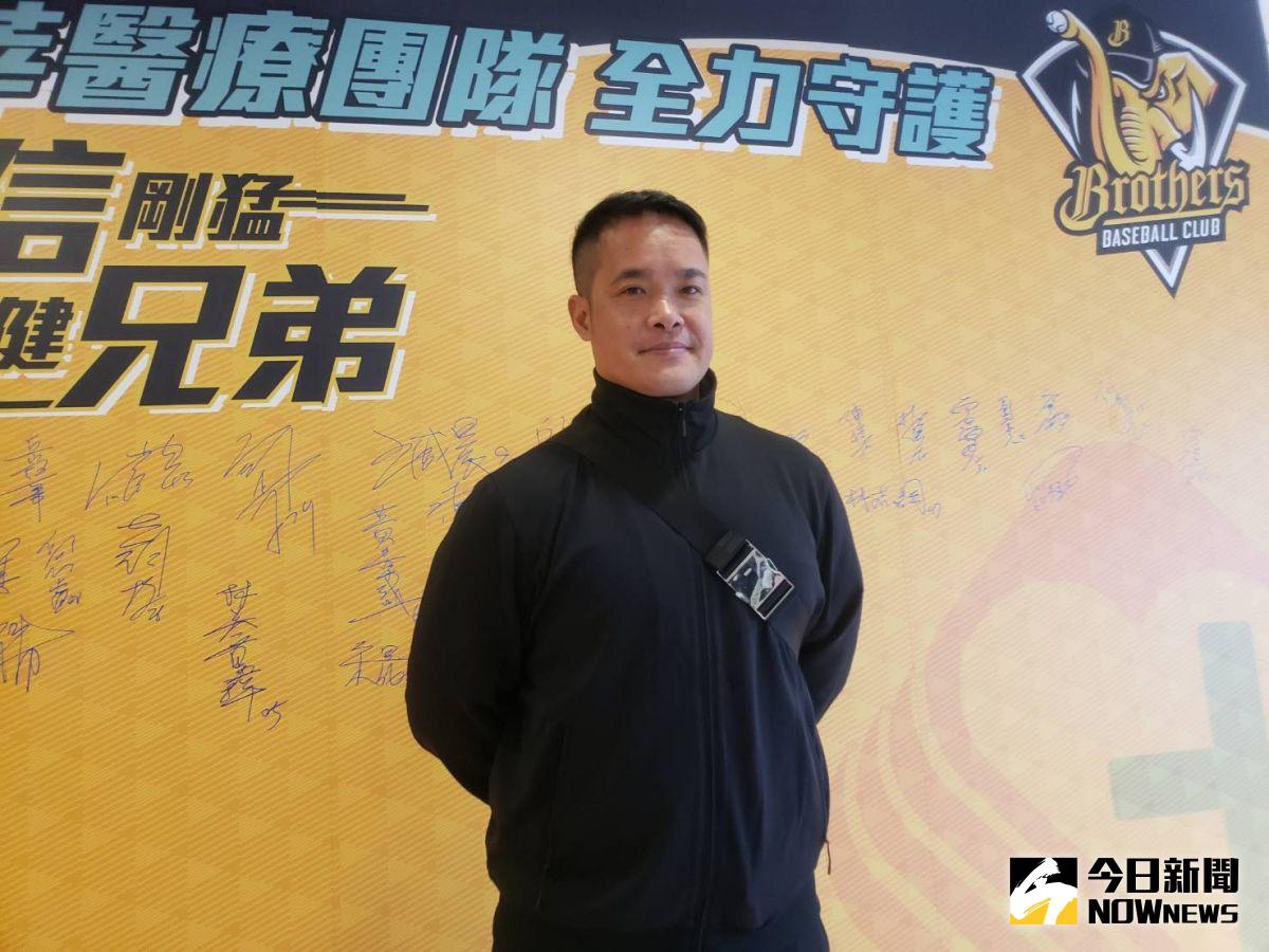 ▲兄弟強打林智勝。（圖／黃建霖攝）