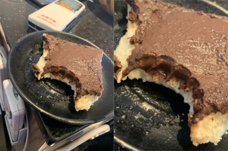 ▲有網友分享，內場員工烤巧克力厚片給她，成果卻讓人傻眼。（圖／翻攝自《Dcard》 ）