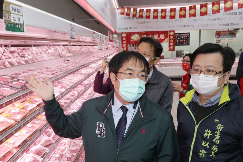 視察生鮮超市　黃偉哲：國產豬喊漲是發「國難財」
