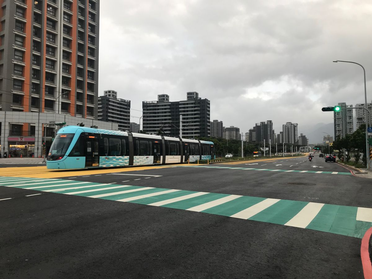 ▲淡水因有淡海輕軌藍海線通車、淡江大橋等建設議題，吸引許多人置產。（圖／NOWnews資料照片）